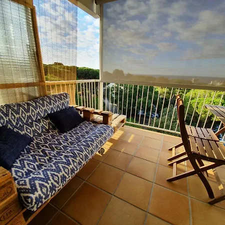 Romantic With Sea Views In Apartment